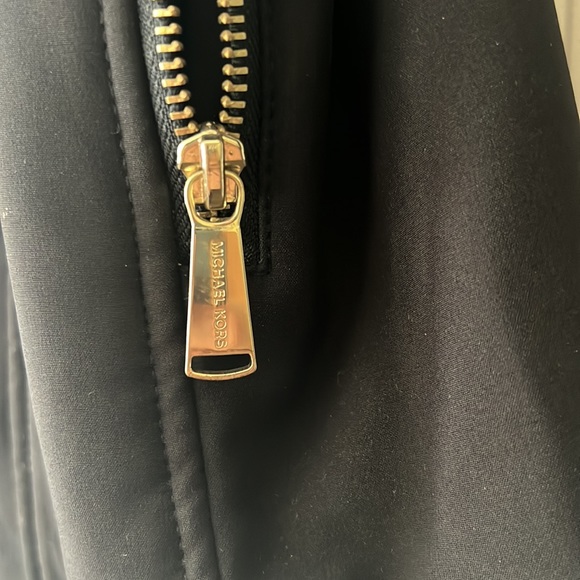 MICHAEL KORS quilted hooded coat - Picture 4 of 10